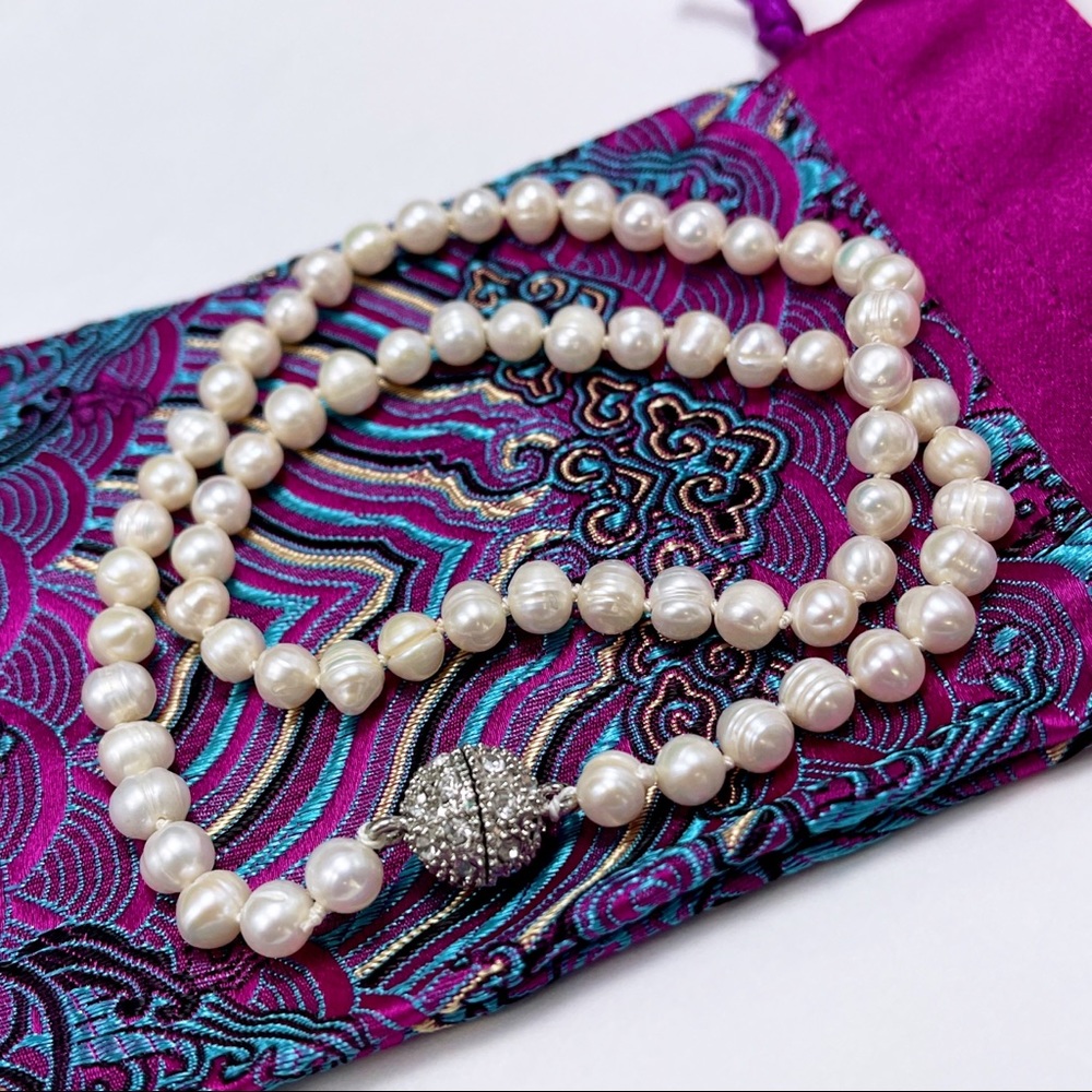 Natural Pearl Necklace Crystal Ball Magnetic Clasp hand knotted on silk
